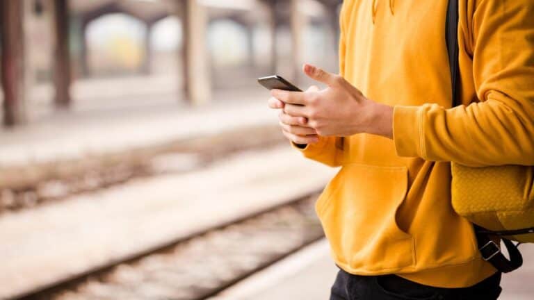 Cos’è e come funziona una eSIM? Le 10 domande frequenti