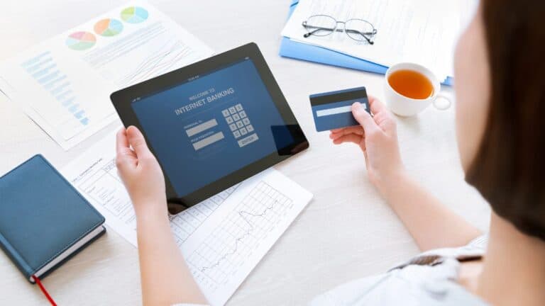 Conto corrente Credem Link: costi, carte e come aprirlo